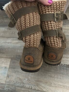 Bearpaw women’s Brown Knit Suede Winter Boots